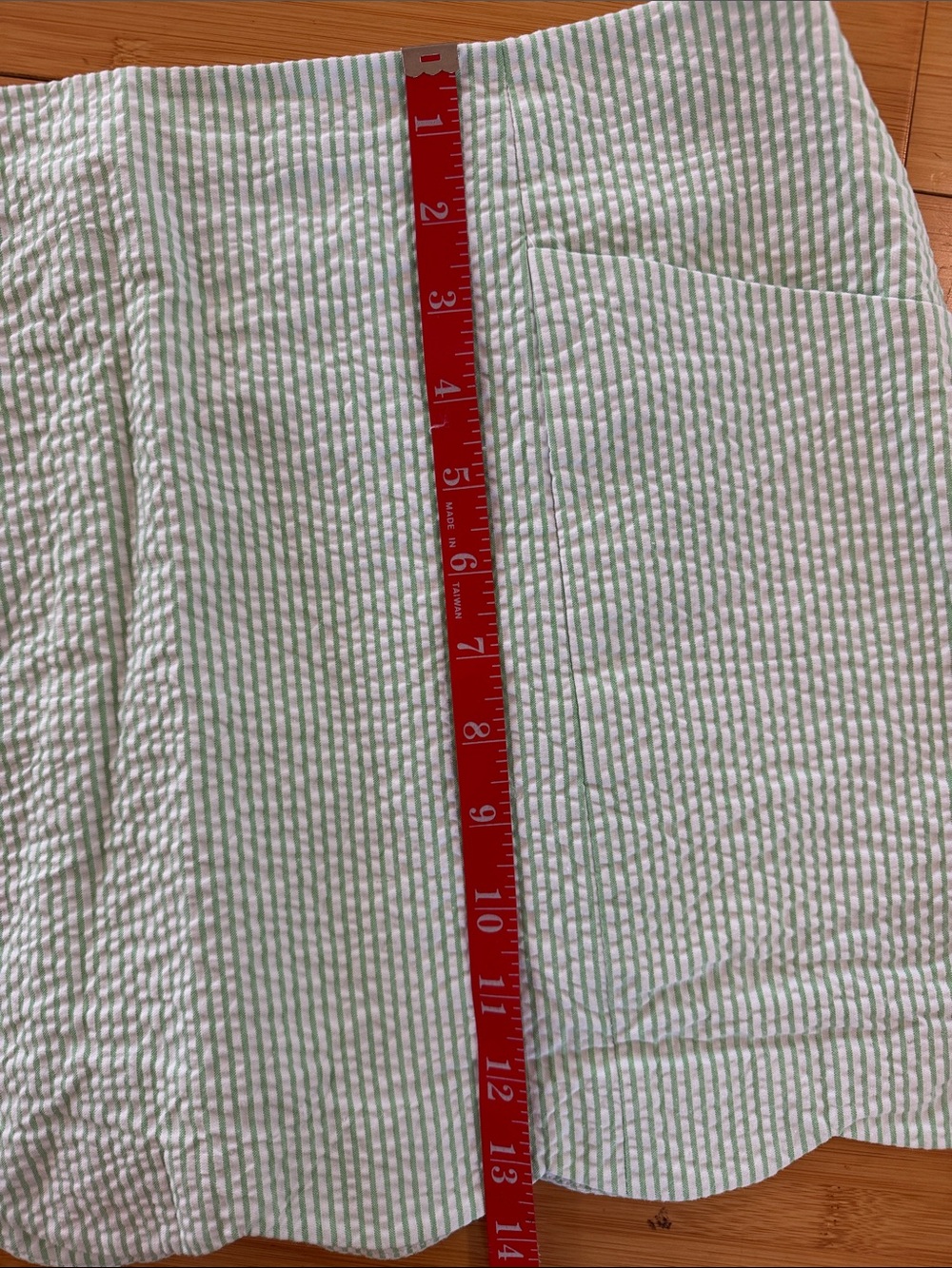 Lilly Pulitzer Light Green Seersucker Scalloped Skort - Picture 3 of 6